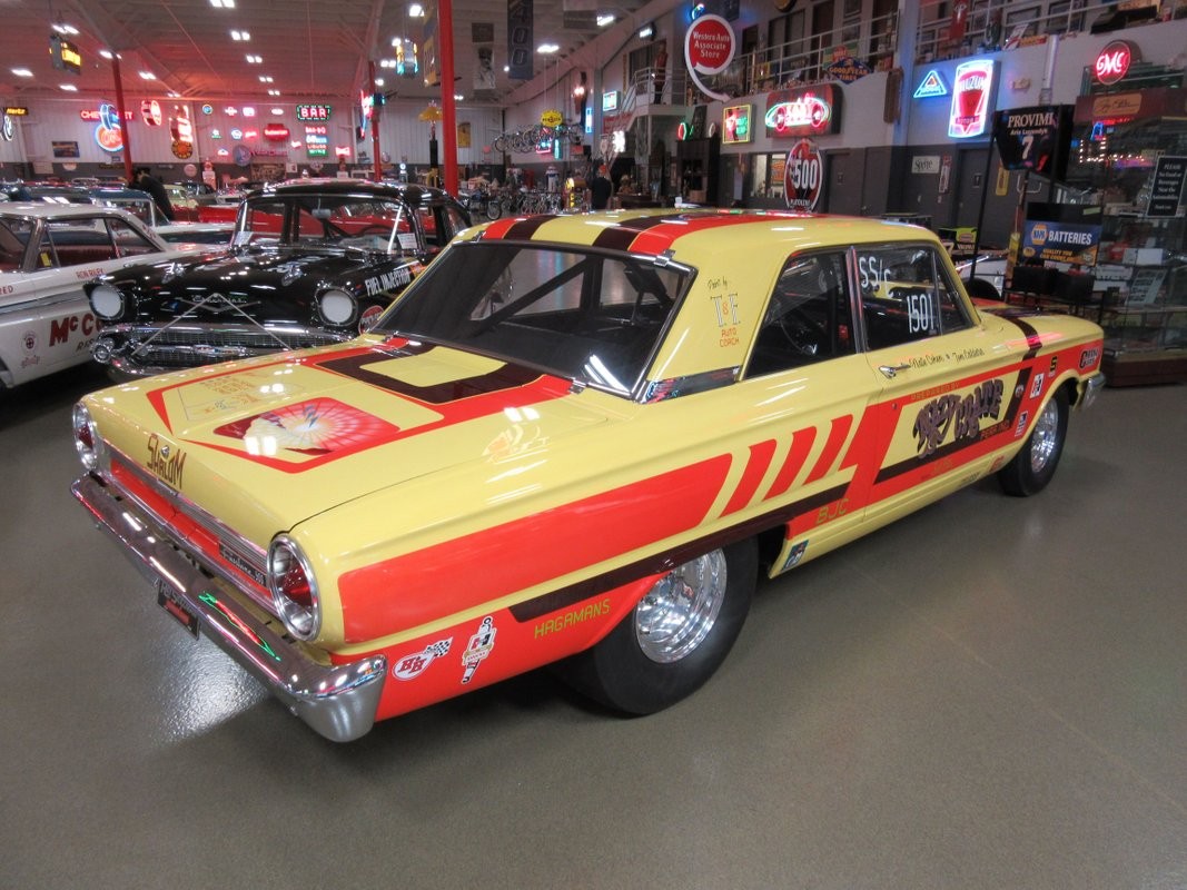 Ford-Fairlane-1964-29