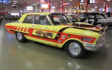 Ford-Fairlane-1964-3