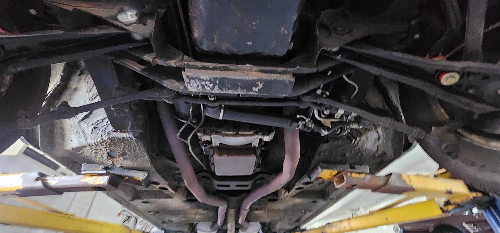 Ford-Fairlane-1967-23