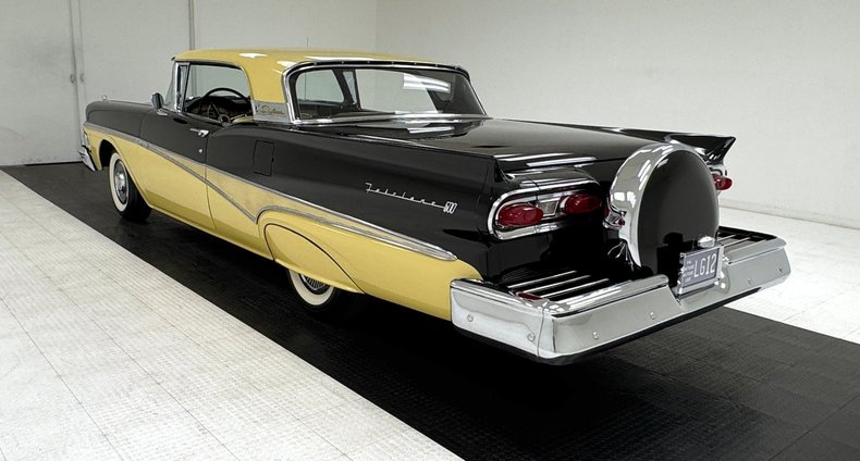 Ford-Fairlane-500-1958-Raven-Black-Black-17