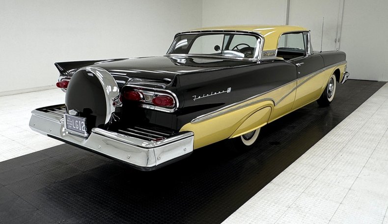 Ford-Fairlane-500-1958-Raven-Black-Black-19