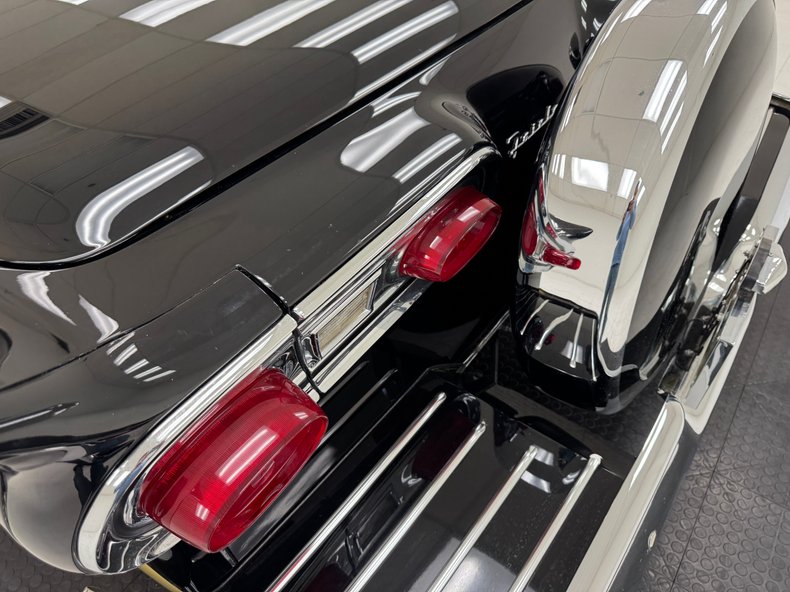 Ford-Fairlane-500-1958-Raven-Black-Black-40