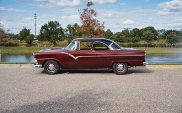 Ford-Fairlane-Victoria-1955-2-Door-1
