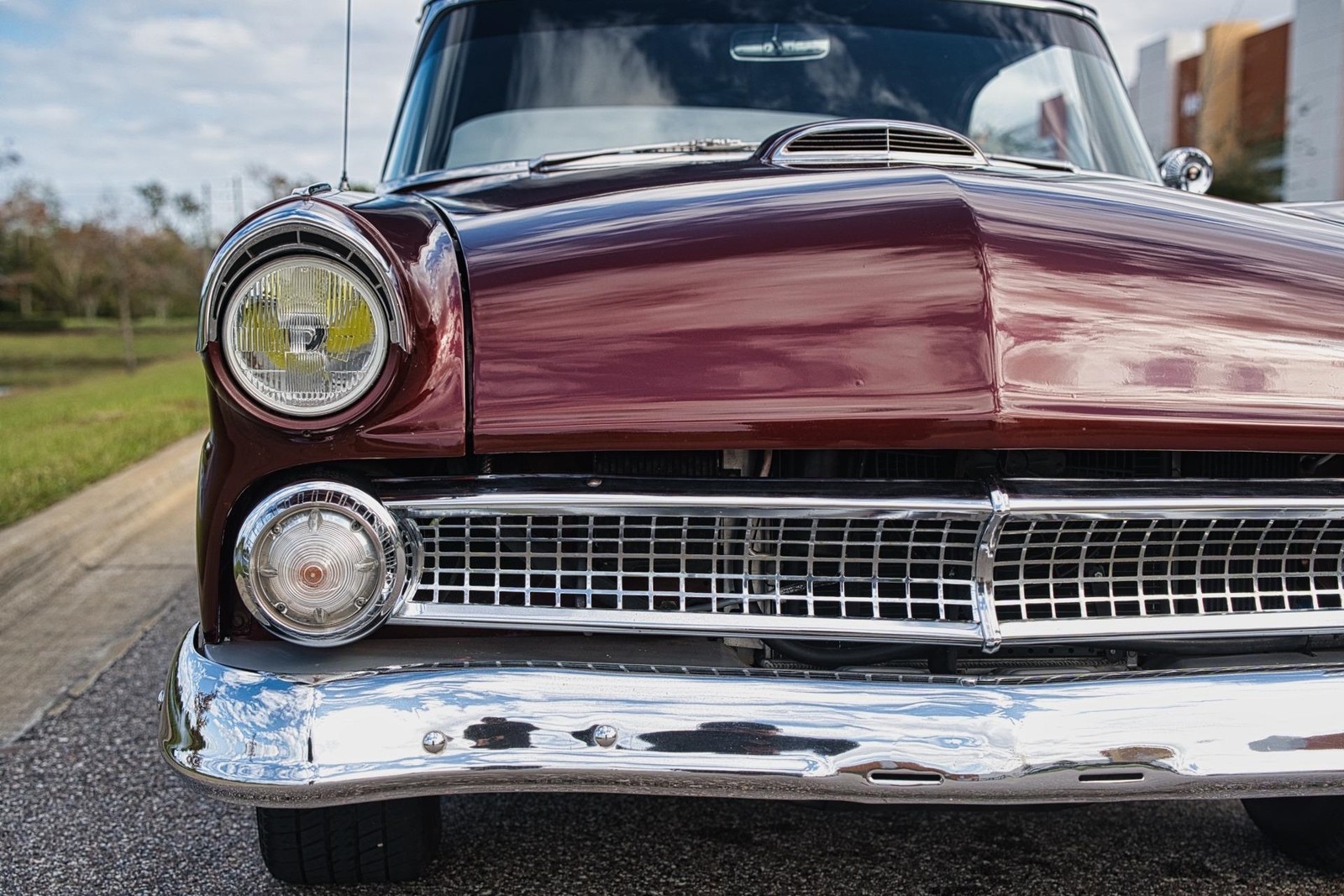 Ford-Fairlane-Victoria-1955-2-Door-22