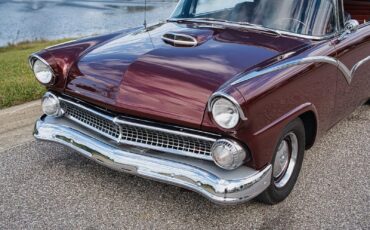 Ford-Fairlane-Victoria-1955-2-Door-24