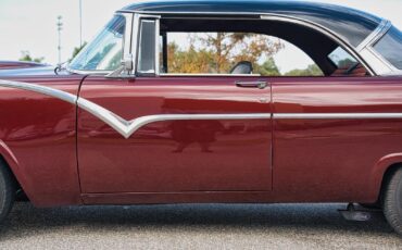 Ford-Fairlane-Victoria-1955-2-Door-27