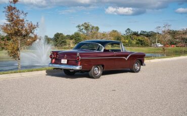 Ford-Fairlane-Victoria-1955-2-Door-5