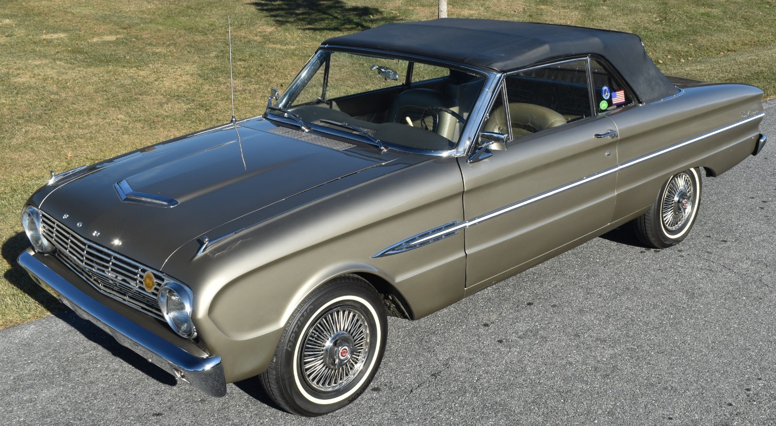 Ford-Falcon-1963-Convertible-1