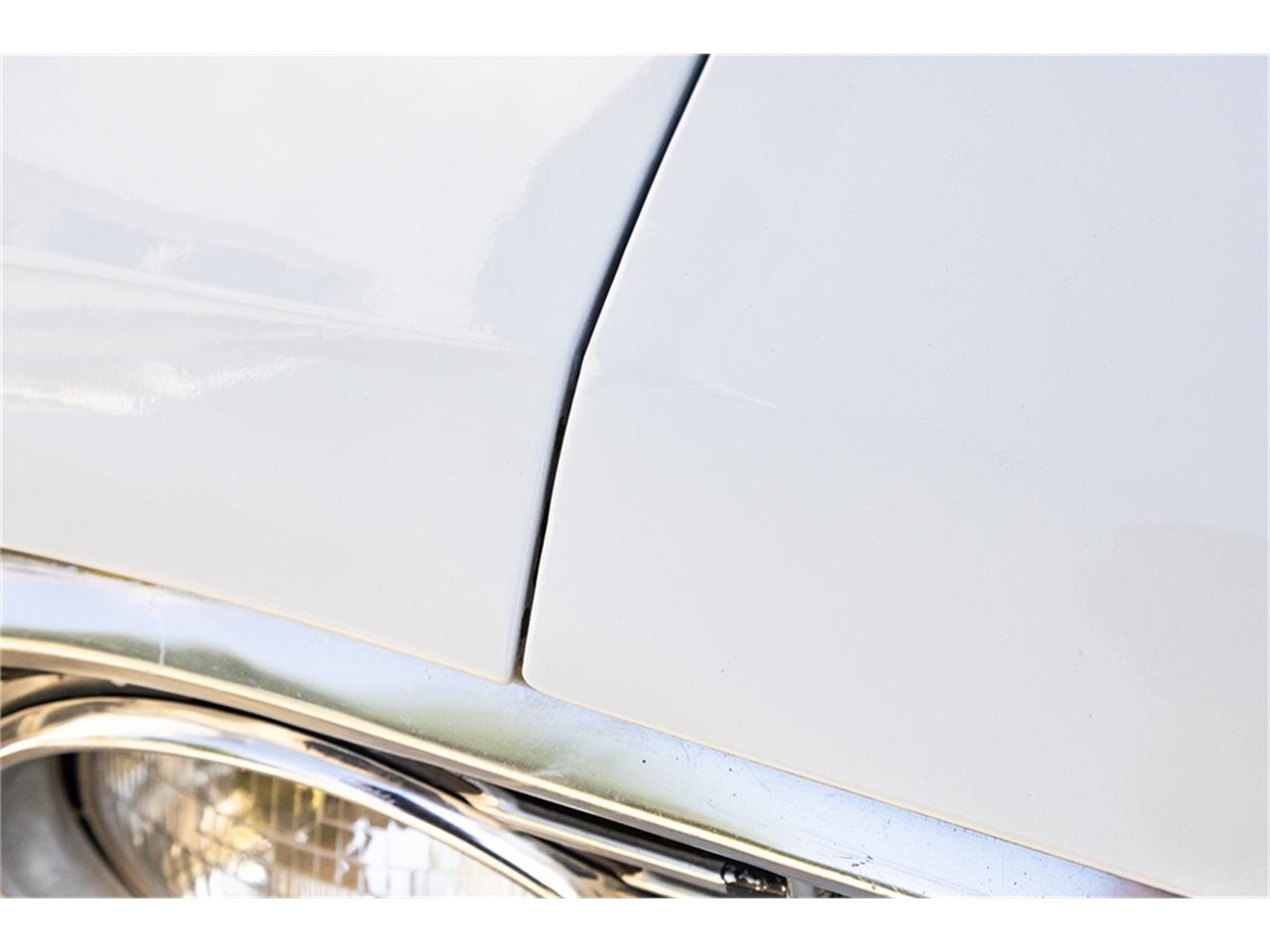 Ford-Falcon-1964-White-and-gray-Black-35