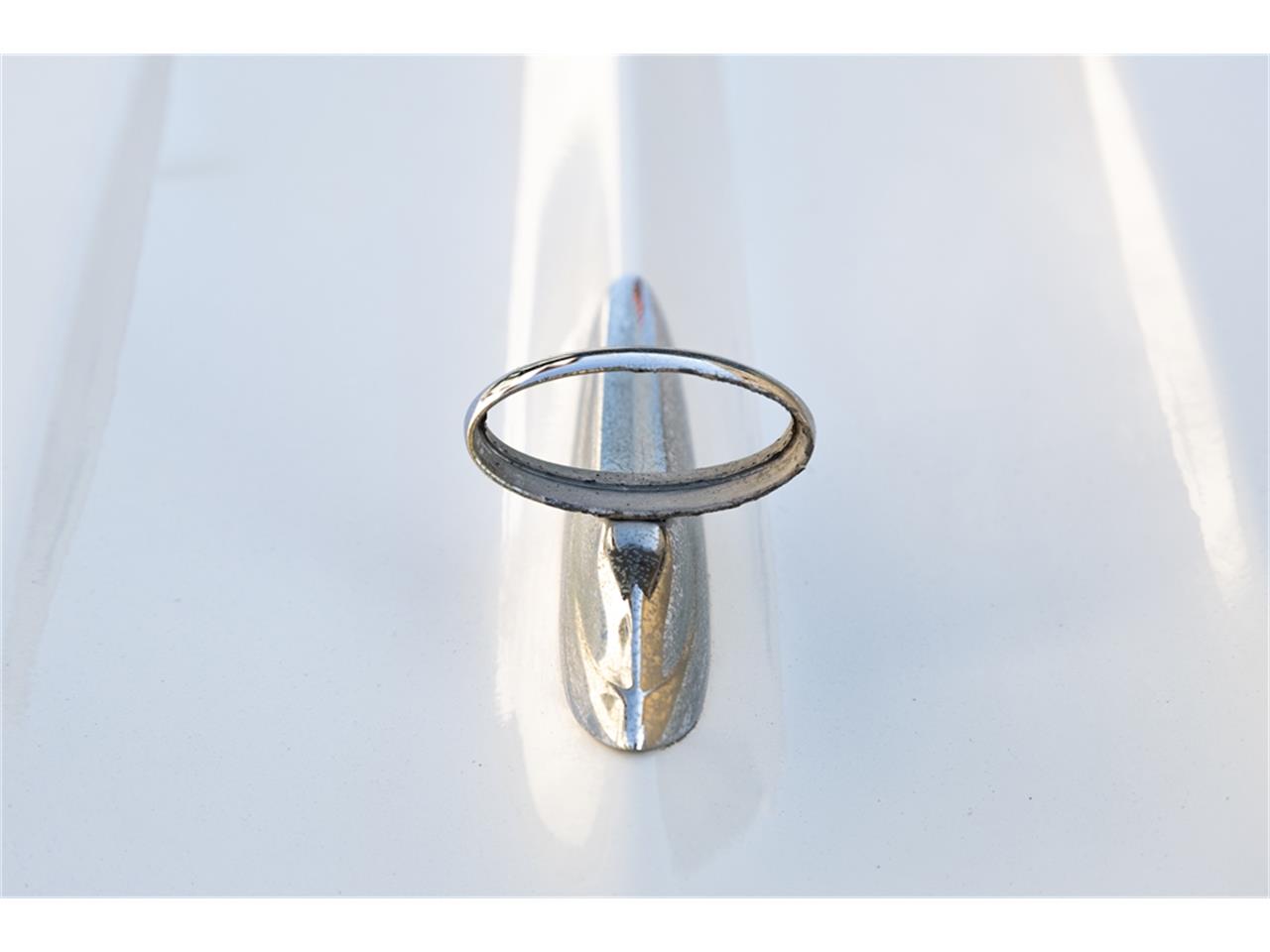 Ford-Falcon-1964-White-and-gray-Black-4