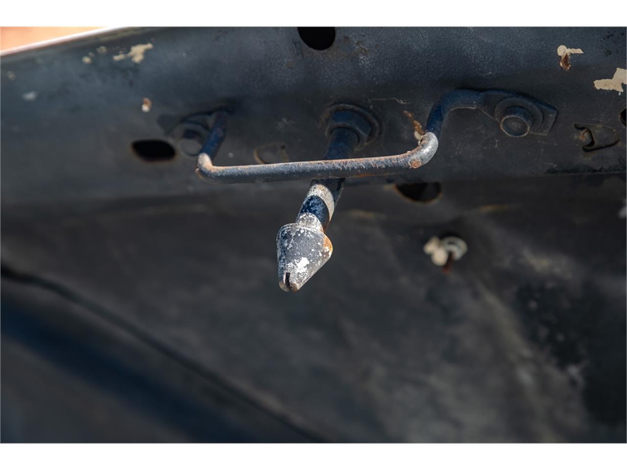 Ford-Falcon-1964-White-and-gray-Black-56