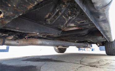 Ford-Falcon-1964-White-and-gray-Black-58