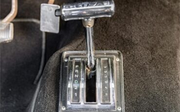 Ford-Falcon-1964-White-and-gray-Black-7