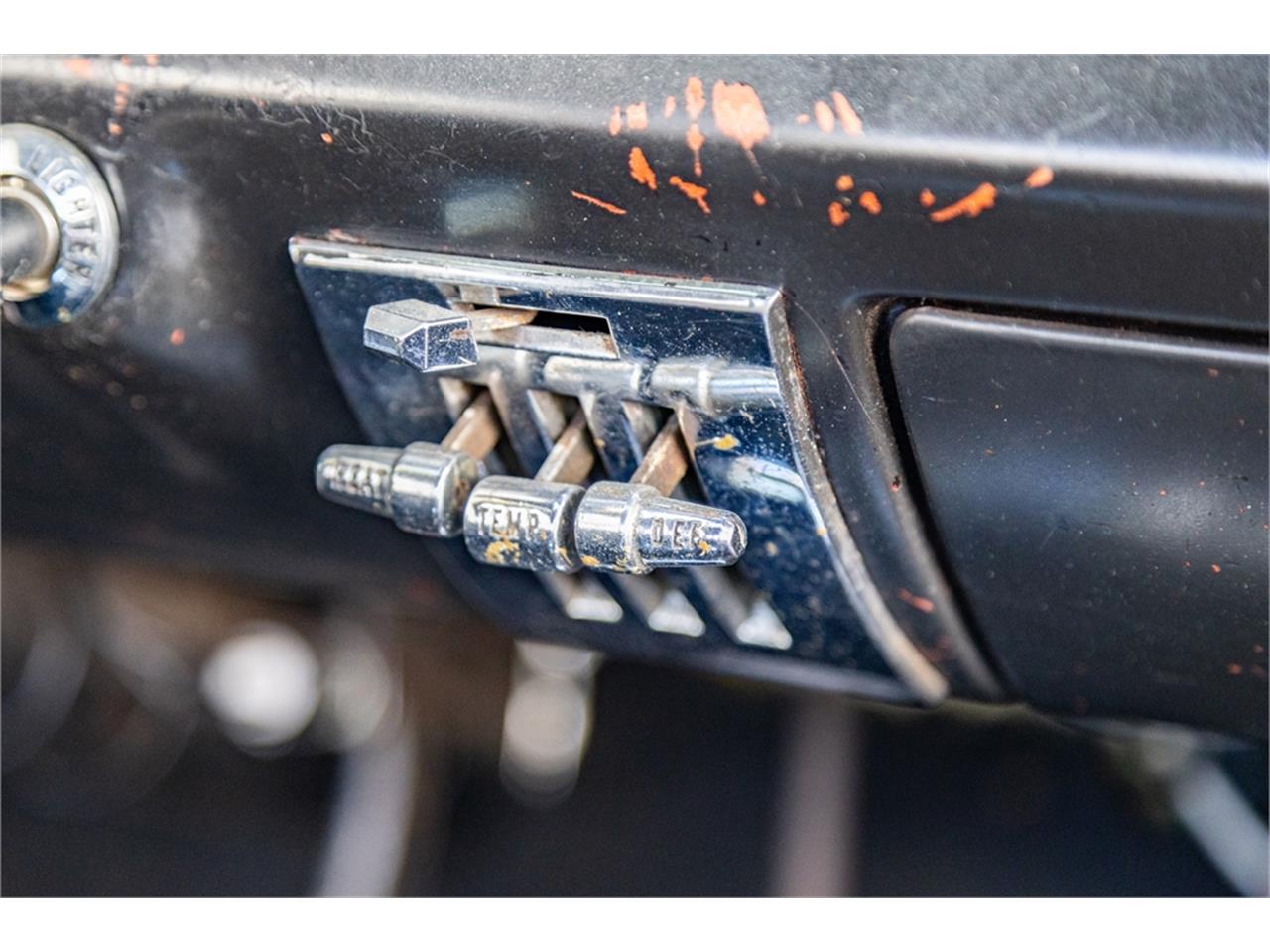 Ford-Falcon-1964-White-and-gray-Black-72