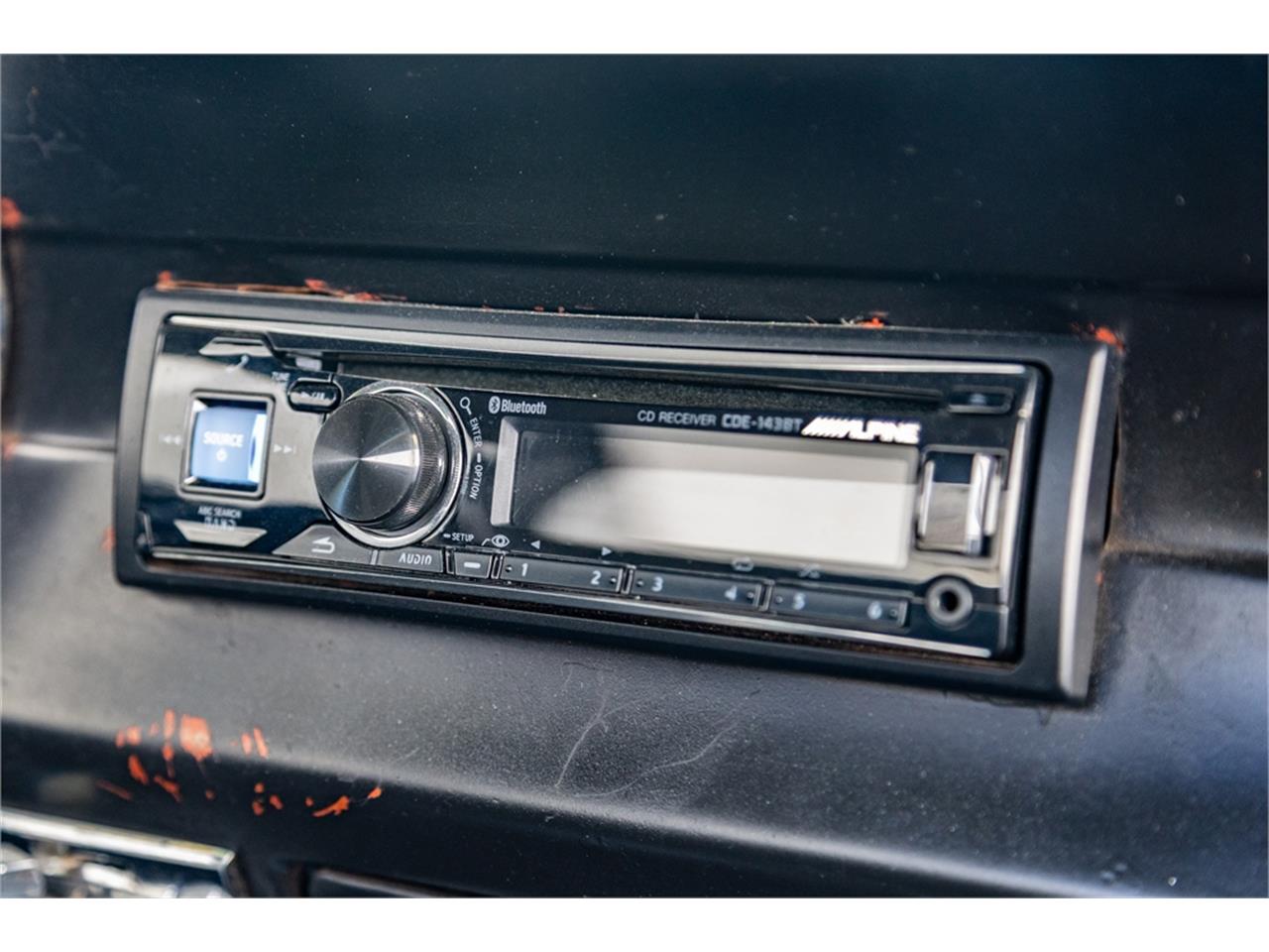 Ford-Falcon-1964-White-and-gray-Black-73