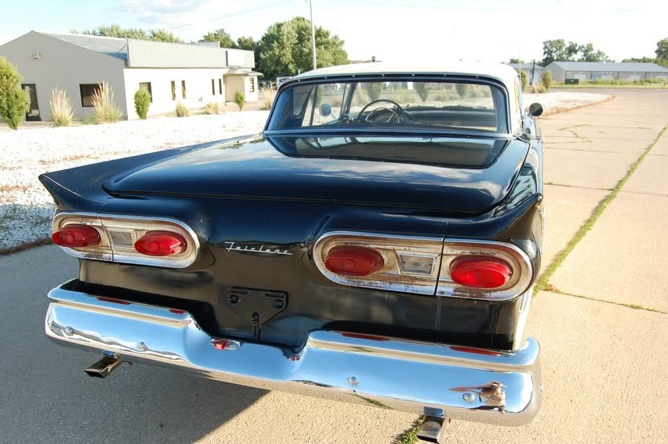 Ford-Galaxie-1958-Convertible-3