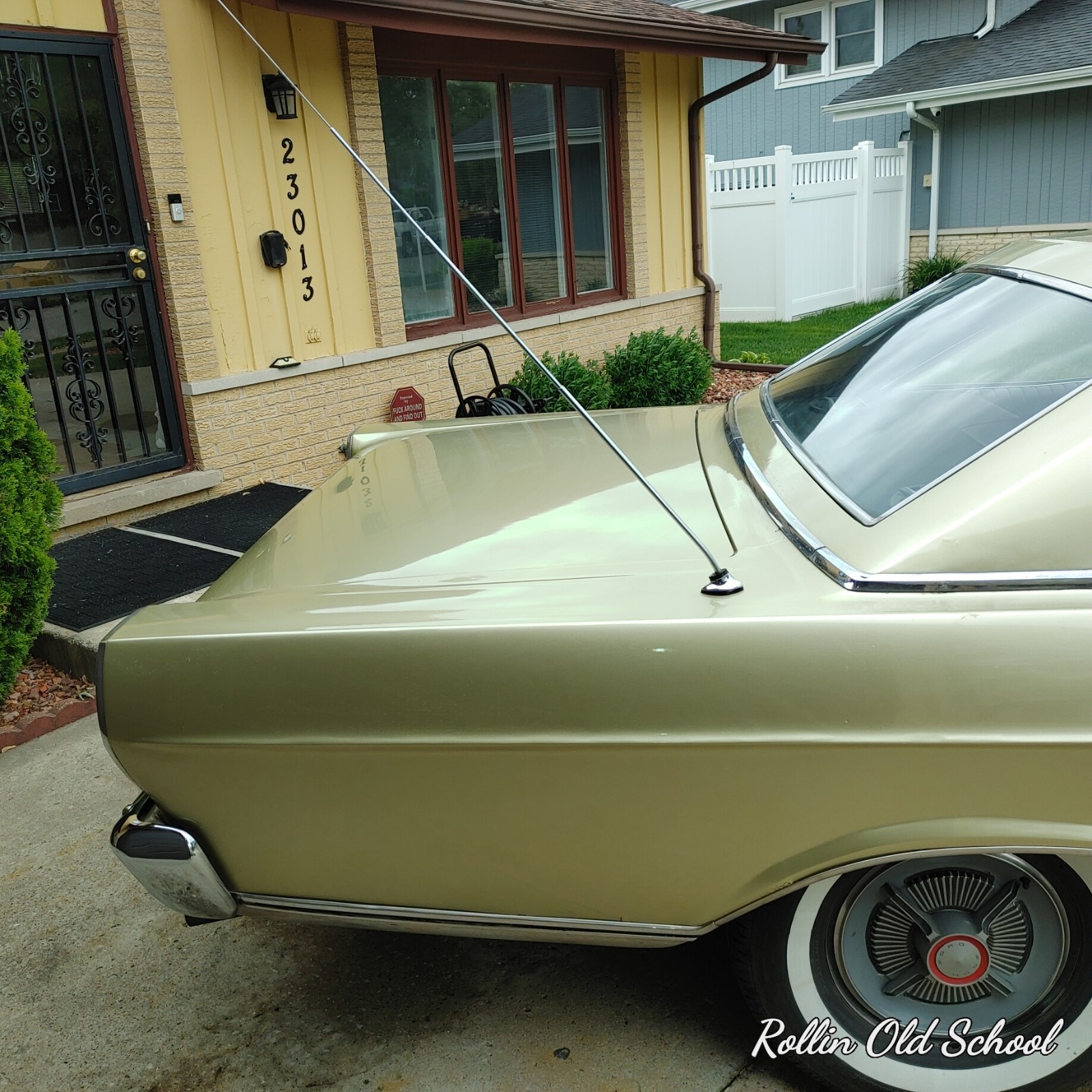 Ford-Galaxie-1965-Coupe-21