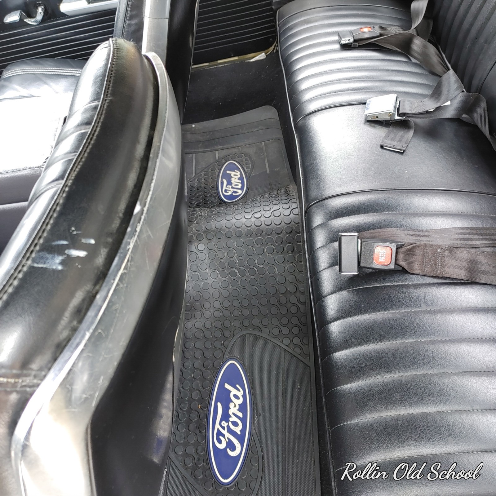 Ford-Galaxie-1965-Coupe-29