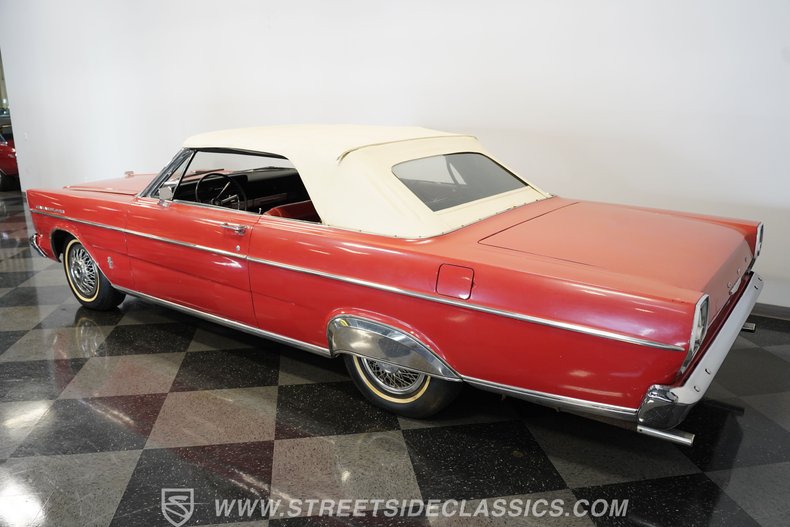 Ford-Galaxie-1965-Red-Red-11