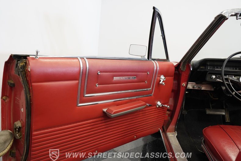 Ford-Galaxie-1965-Red-Red-13