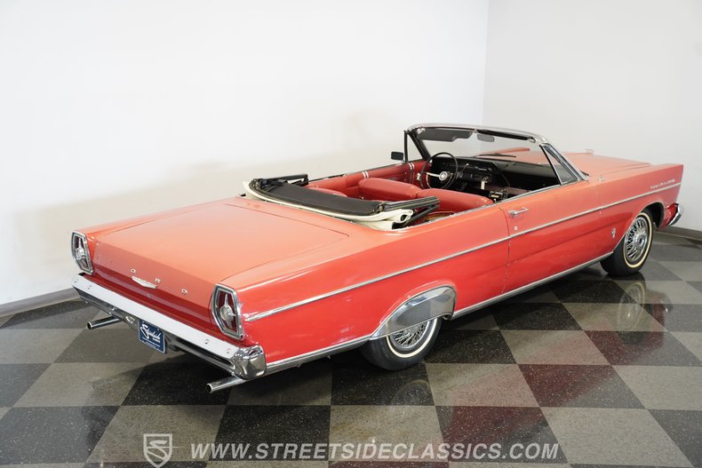Ford-Galaxie-1965-Red-Red-19