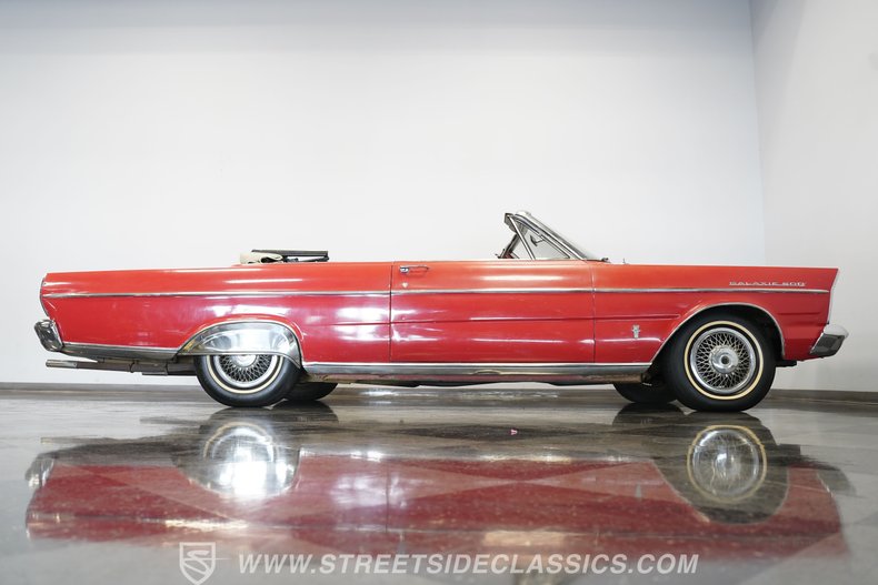 Ford-Galaxie-1965-Red-Red-22