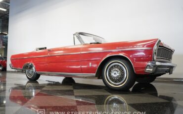 Ford-Galaxie-1965-Red-Red-23