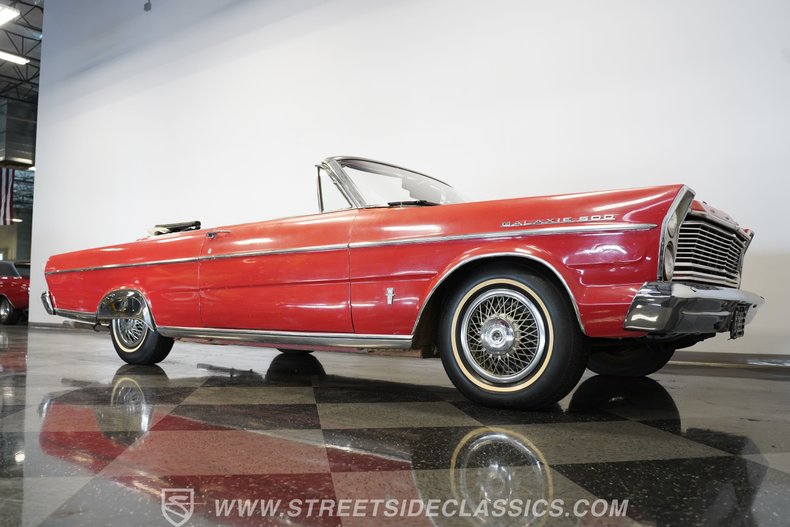 Ford-Galaxie-1965-Red-Red-23