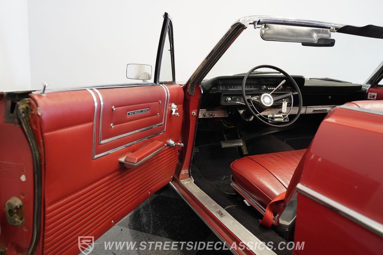 Ford-Galaxie-1965-Red-Red-3