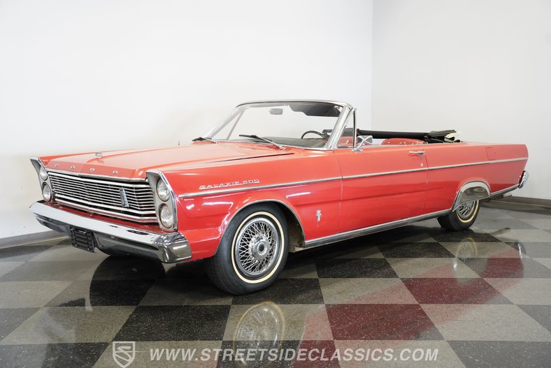 Ford-Galaxie-1965-Red-Red-31