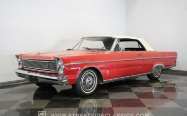 Ford-Galaxie-1965-Red-Red-32