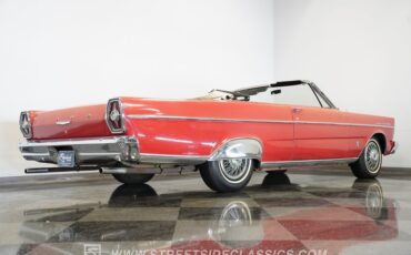 Ford-Galaxie-1965-Red-Red-39