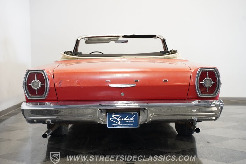 Ford-Galaxie-1965-Red-Red-44