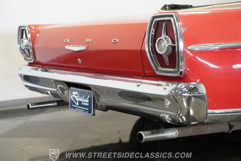 Ford-Galaxie-1965-Red-Red-46