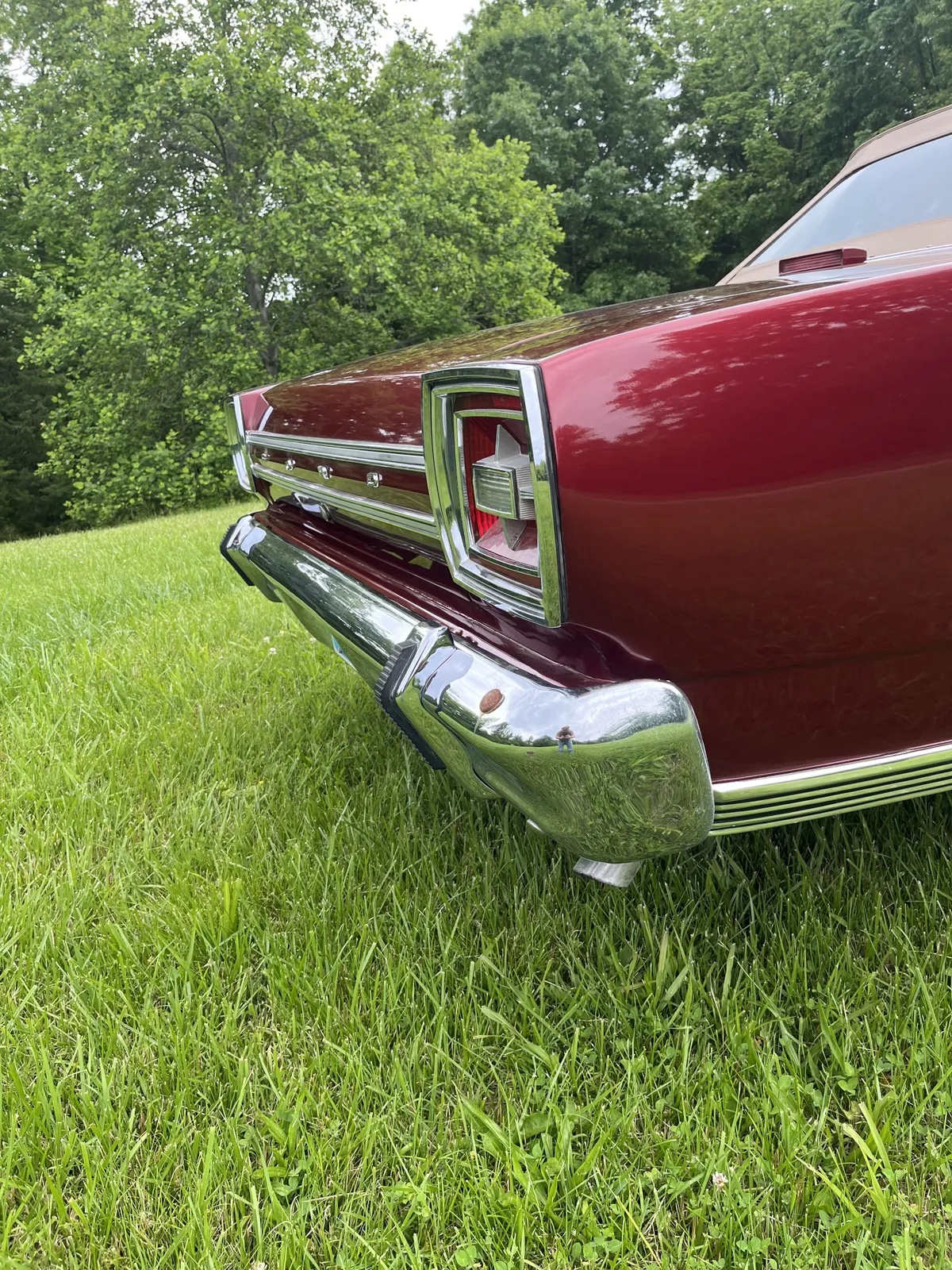 Ford-Galaxie-1966-Burgundy-Black-4