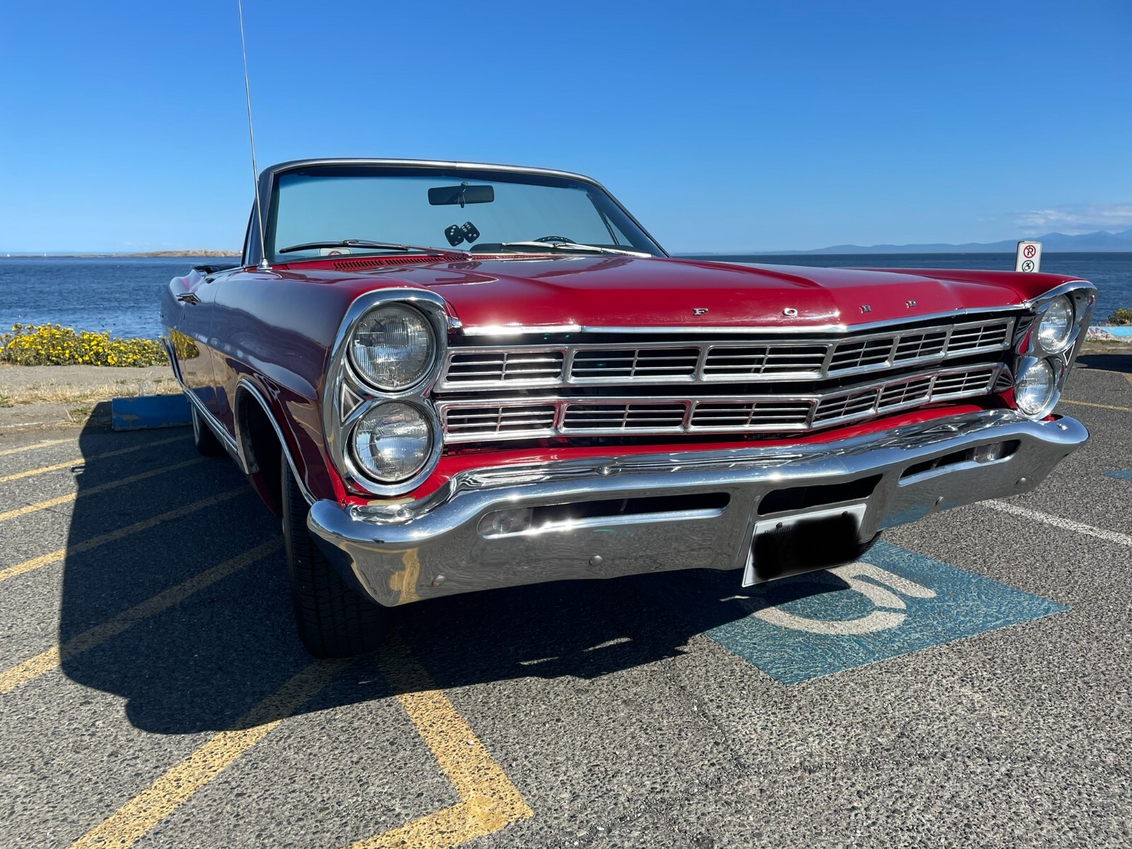 Ford-Galaxie-1967-Convertible-1