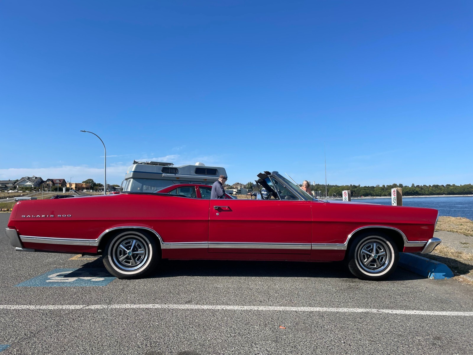 Ford-Galaxie-1967-Convertible-12