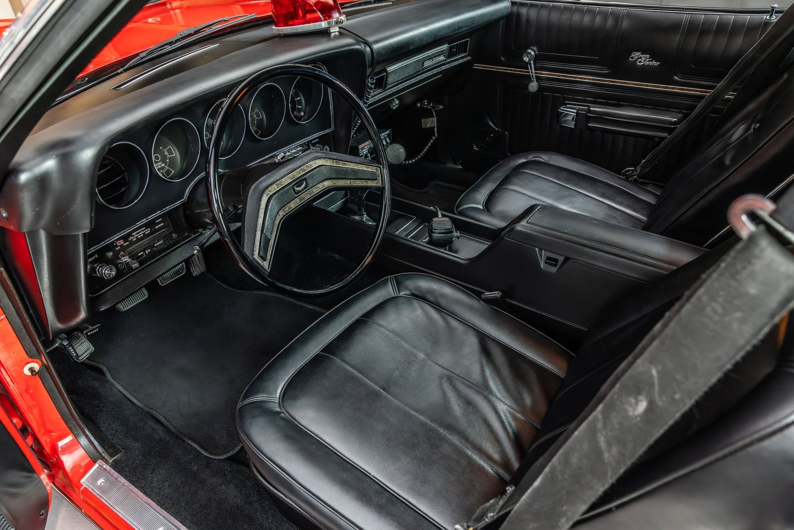 Ford-Gran-Torino-1974-Coupe-2