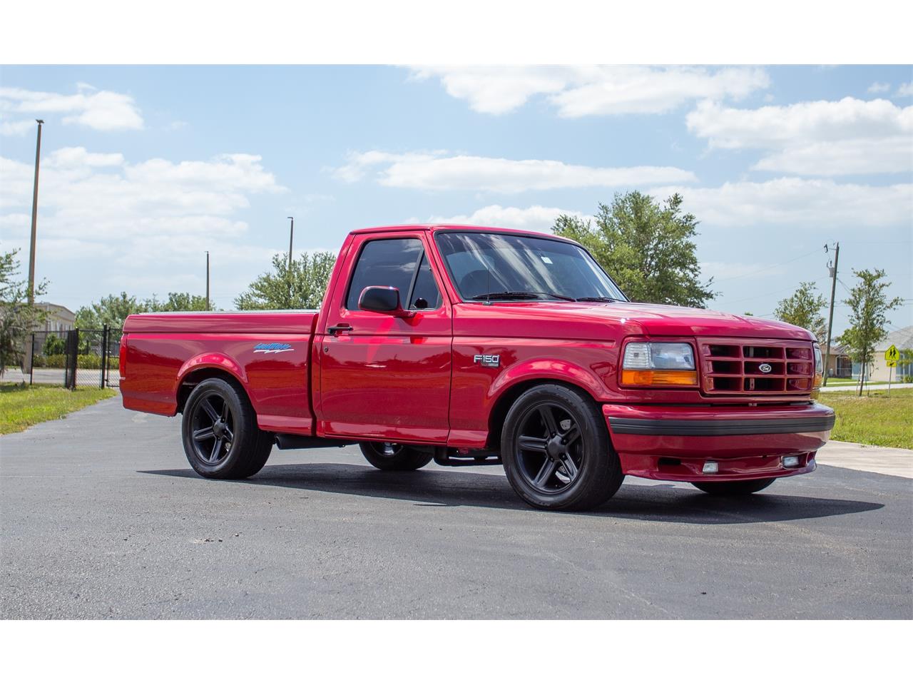 Ford-Lightning-1994-Red-Black