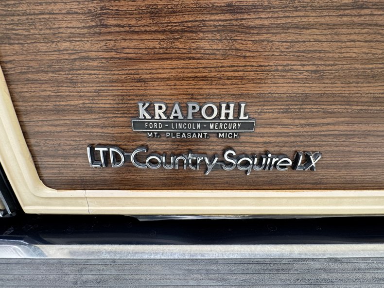 Ford-Ltd-1990-Twilight-Blue-Metall-Dark-Blue-15