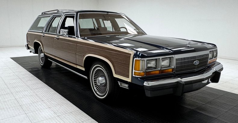 Ford-Ltd-1990-Twilight-Blue-Metall-Dark-Blue-33