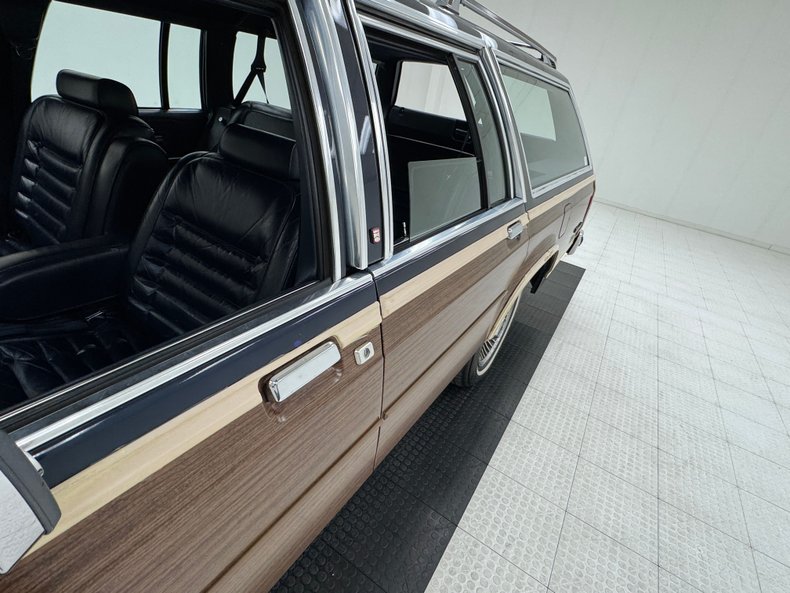 Ford-Ltd-1990-Twilight-Blue-Metall-Dark-Blue-41