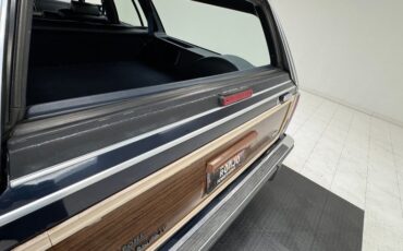 Ford-Ltd-1990-Twilight-Blue-Metall-Dark-Blue-44