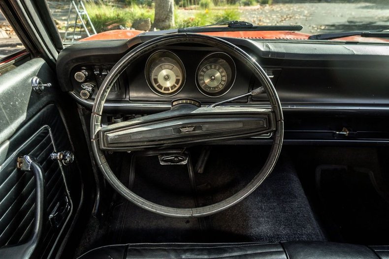 Ford-Maverick-1973-RedWhite-Black-13