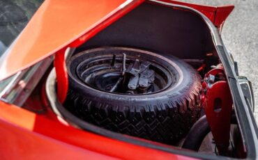 Ford-Maverick-1973-RedWhite-Black-18