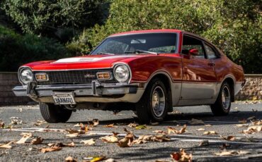 Ford-Maverick-1973-RedWhite-Black-23