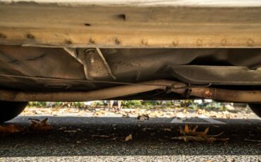 Ford-Maverick-1973-RedWhite-Black-28