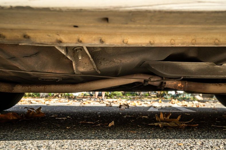 Ford-Maverick-1973-RedWhite-Black-28