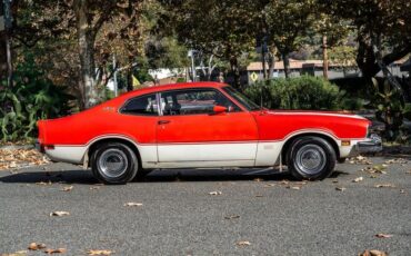 Ford-Maverick-1973-RedWhite-Black-3