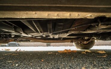 Ford-Maverick-1973-RedWhite-Black-30